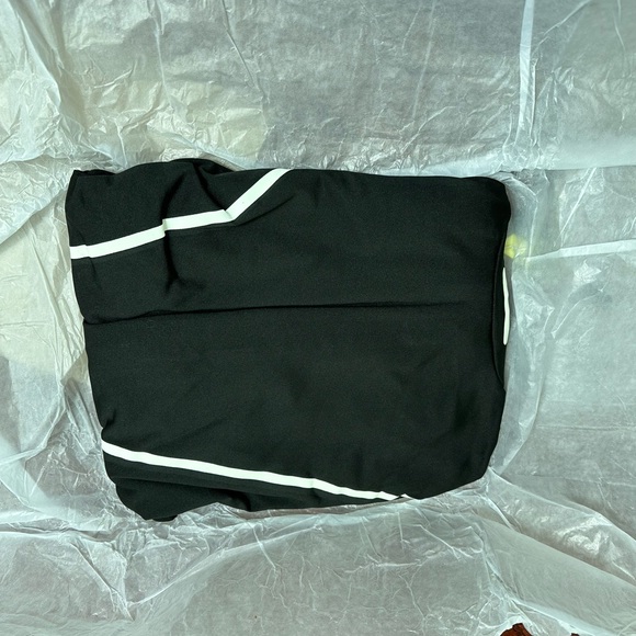 MorphCostumes Glow Alien. ( Glows in the dark) - Picture 8 of 8